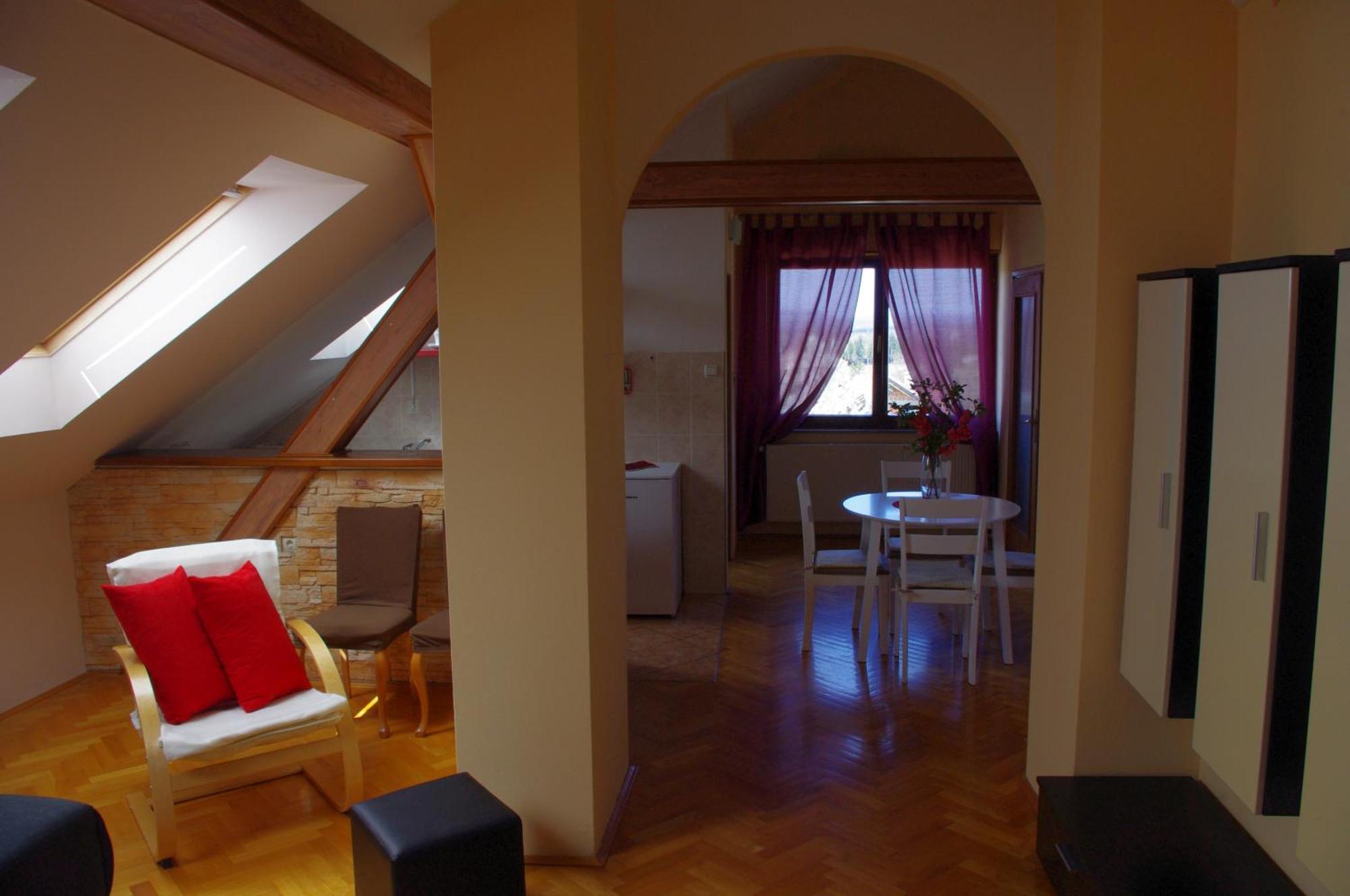 Apartment Tomy Слуни Экстерьер фото
